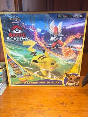 Pokémon Battle Academy Board Game - Pikachu & Cinderace New & Sealed